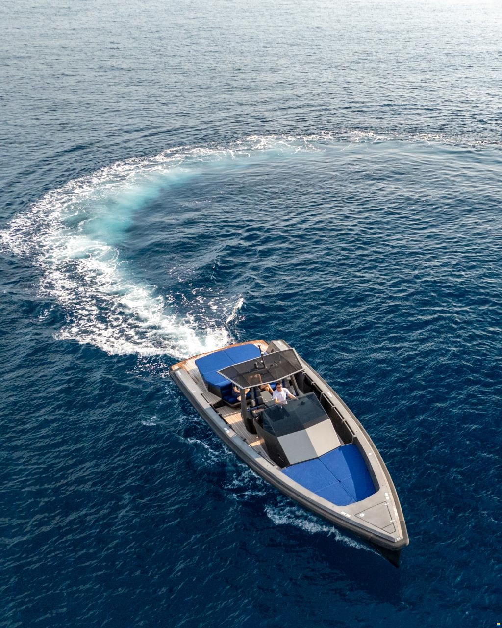 Wally Tender 45