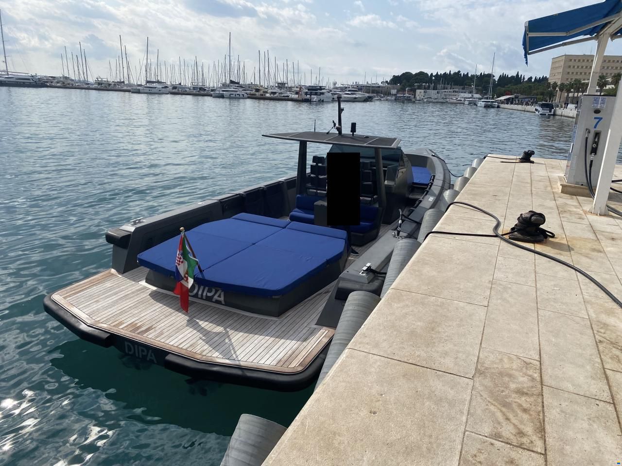 Wally Tender 45