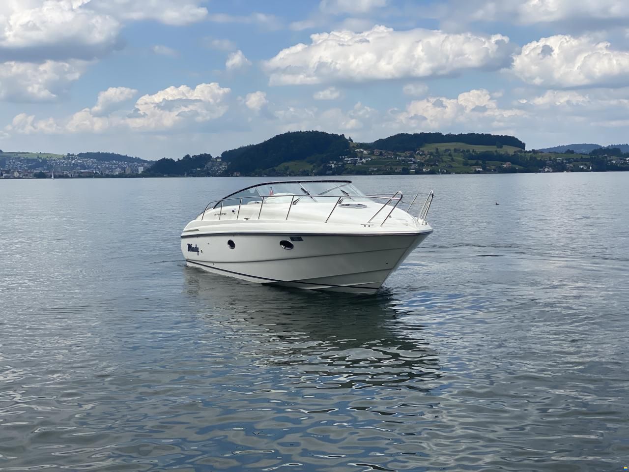 Windy 32 Grand Tornado