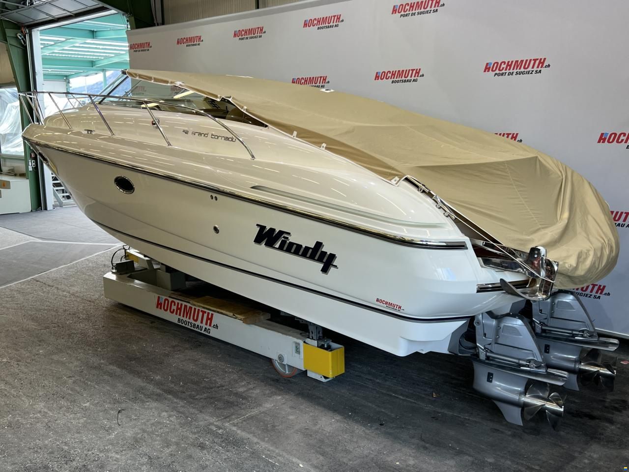 Windy 32 Grand Tornado