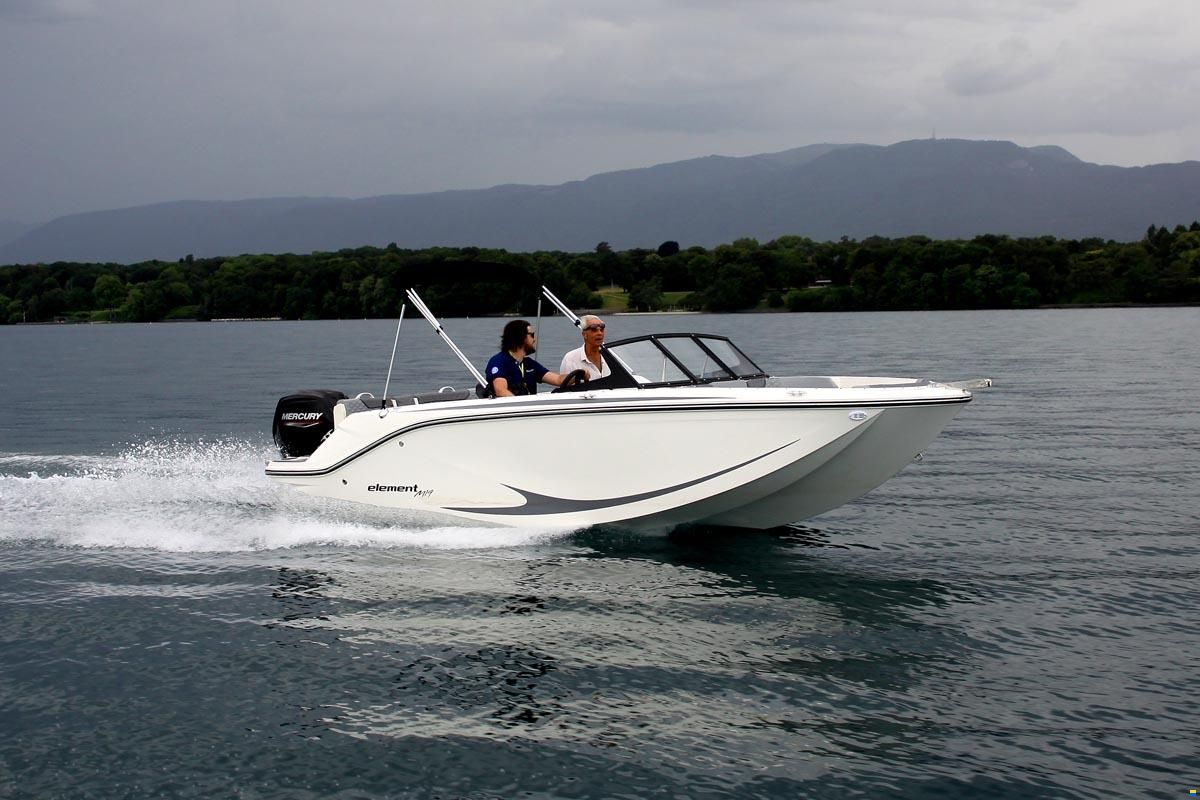 Bayliner M19