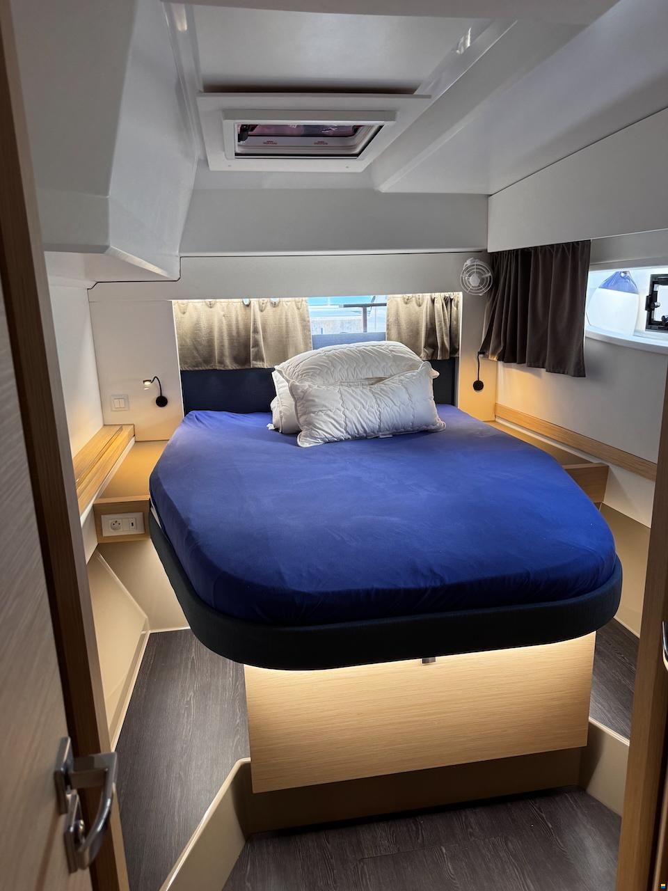 Fountaine Pajot Astrea 42