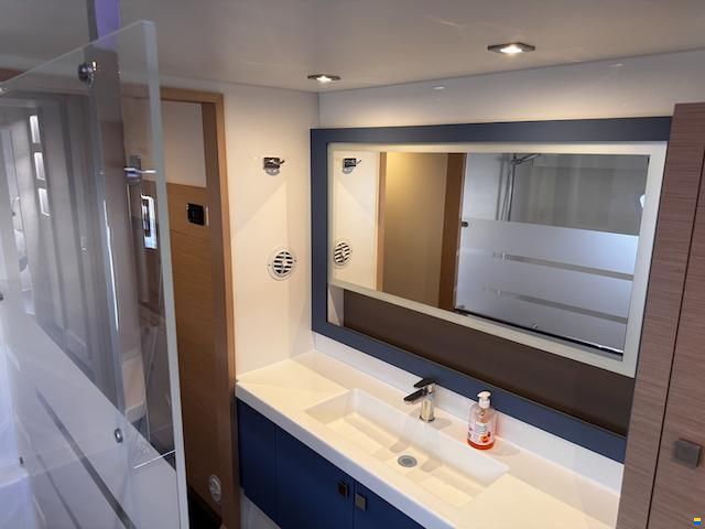 Fountaine Pajot Astrea 42
