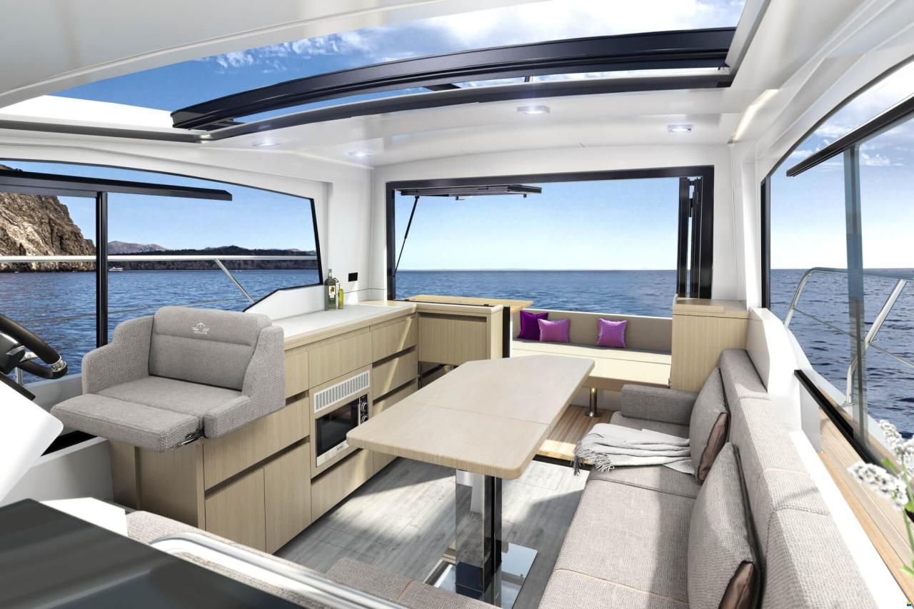 Sealine C335