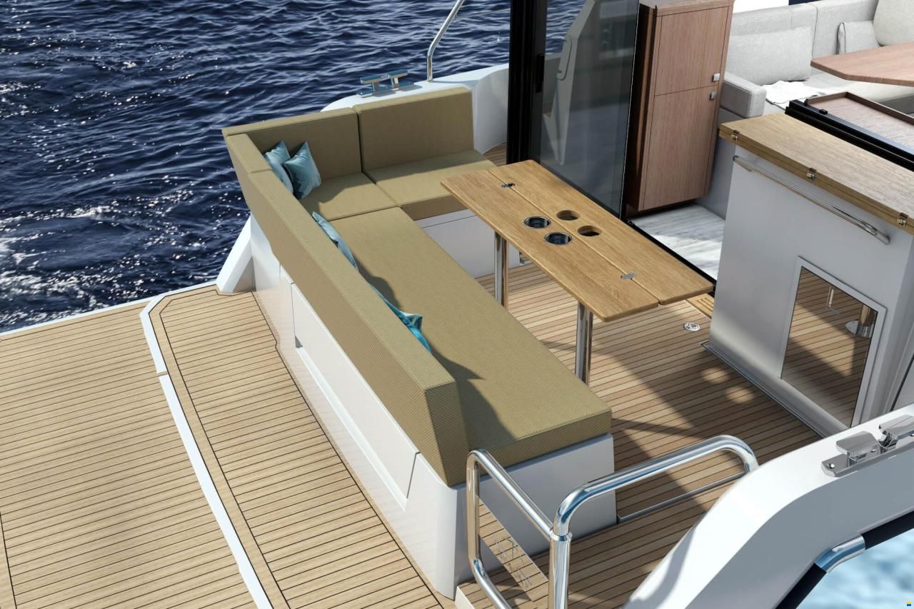 Sealine C335