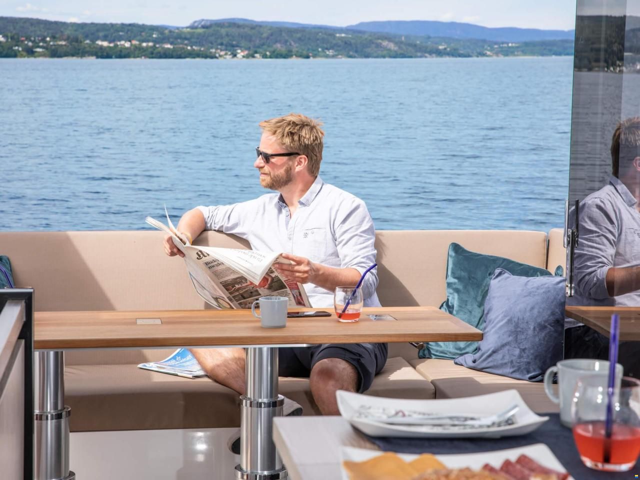 Sealine C390