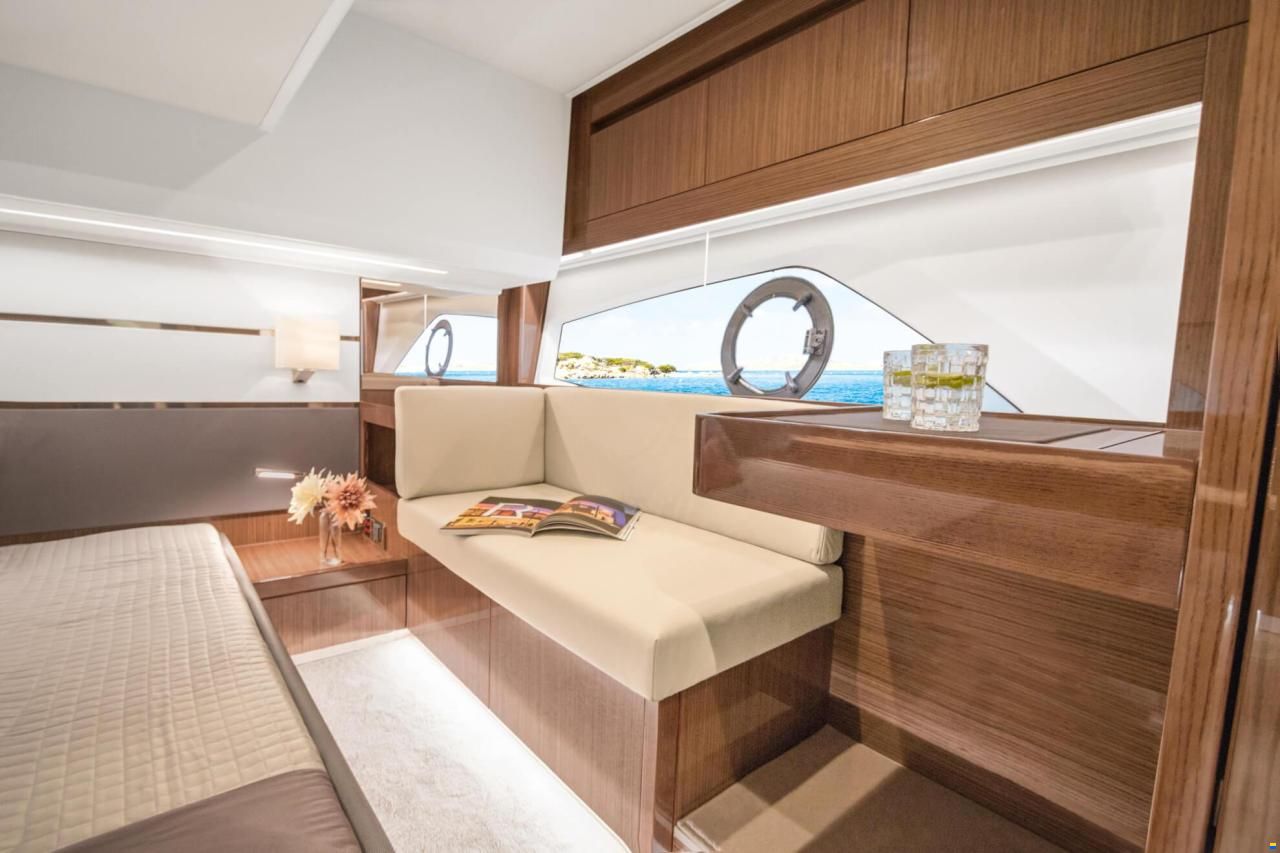 Sealine C430