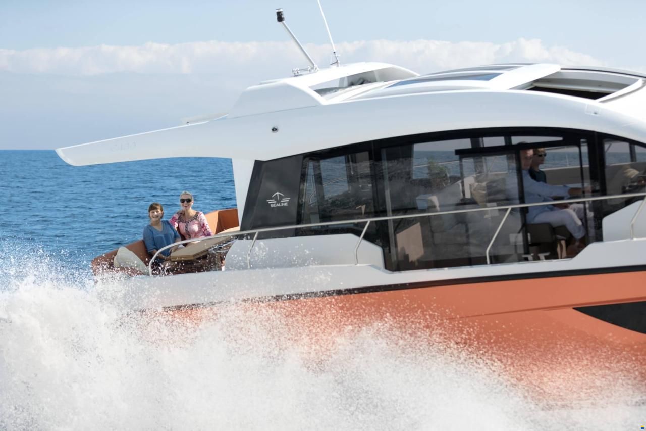 Sealine C430