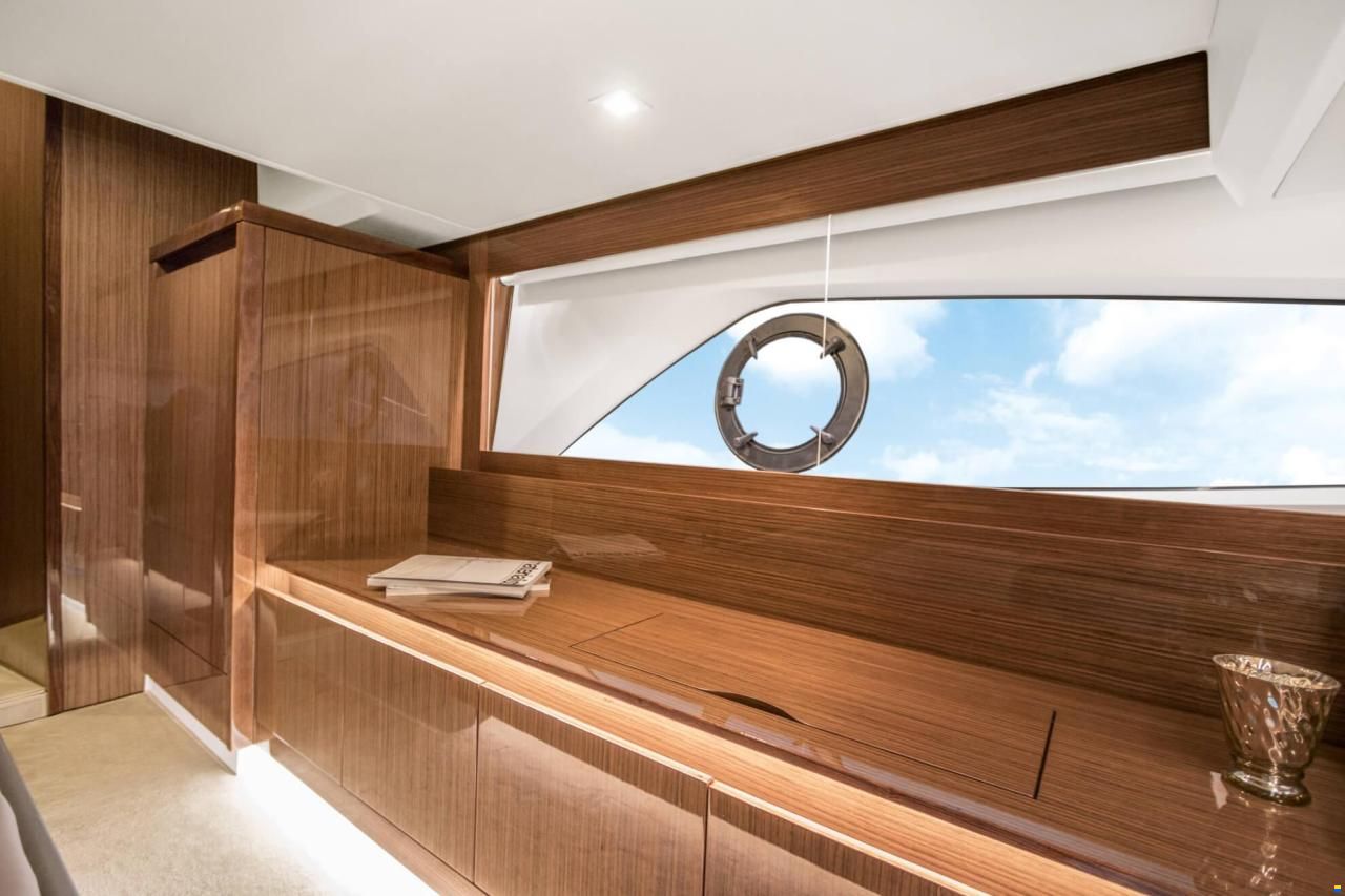 Sealine C430