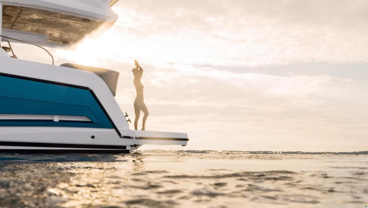 Sealine F430