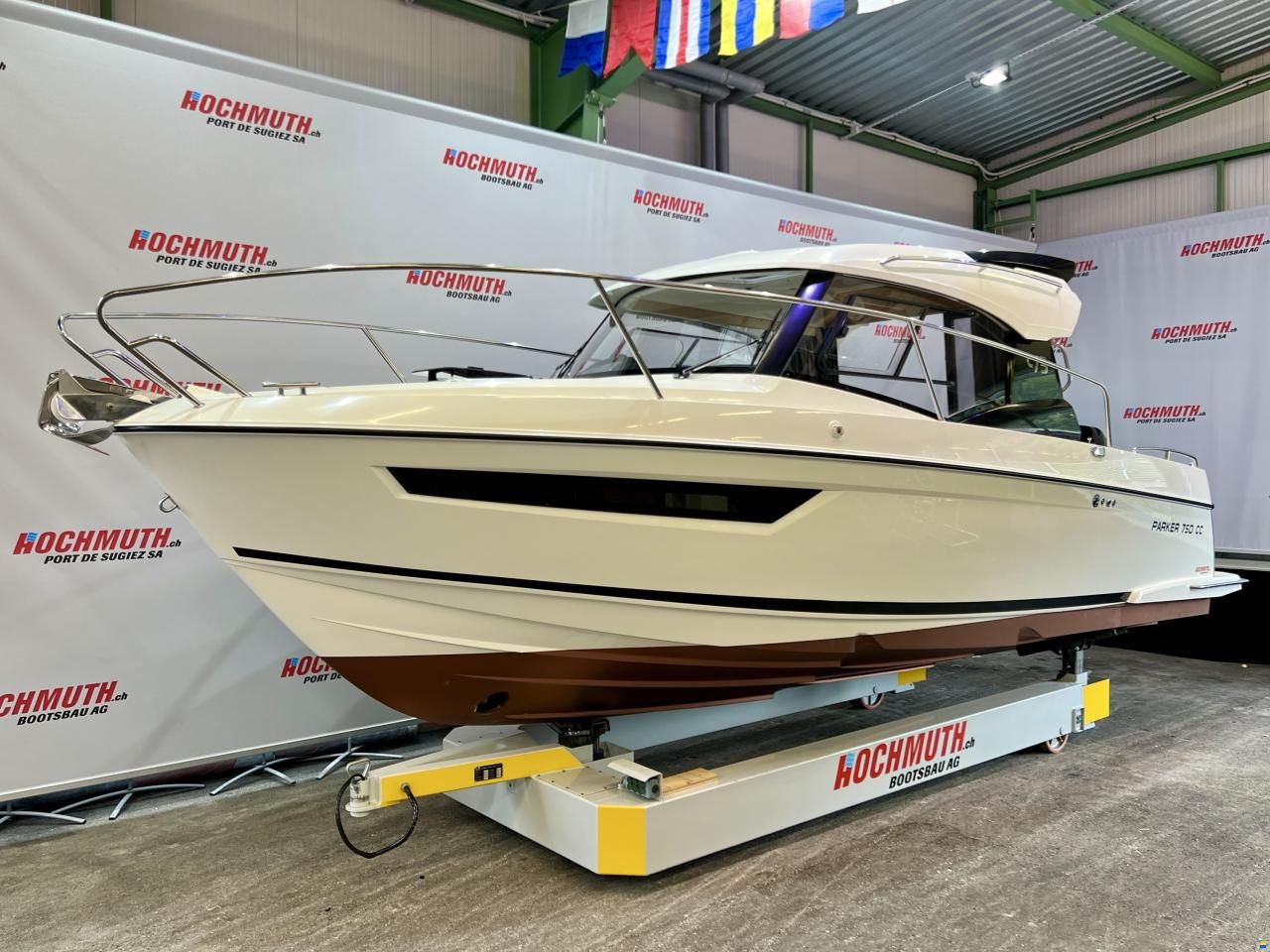 Parker 750 Cabin Cruiser
