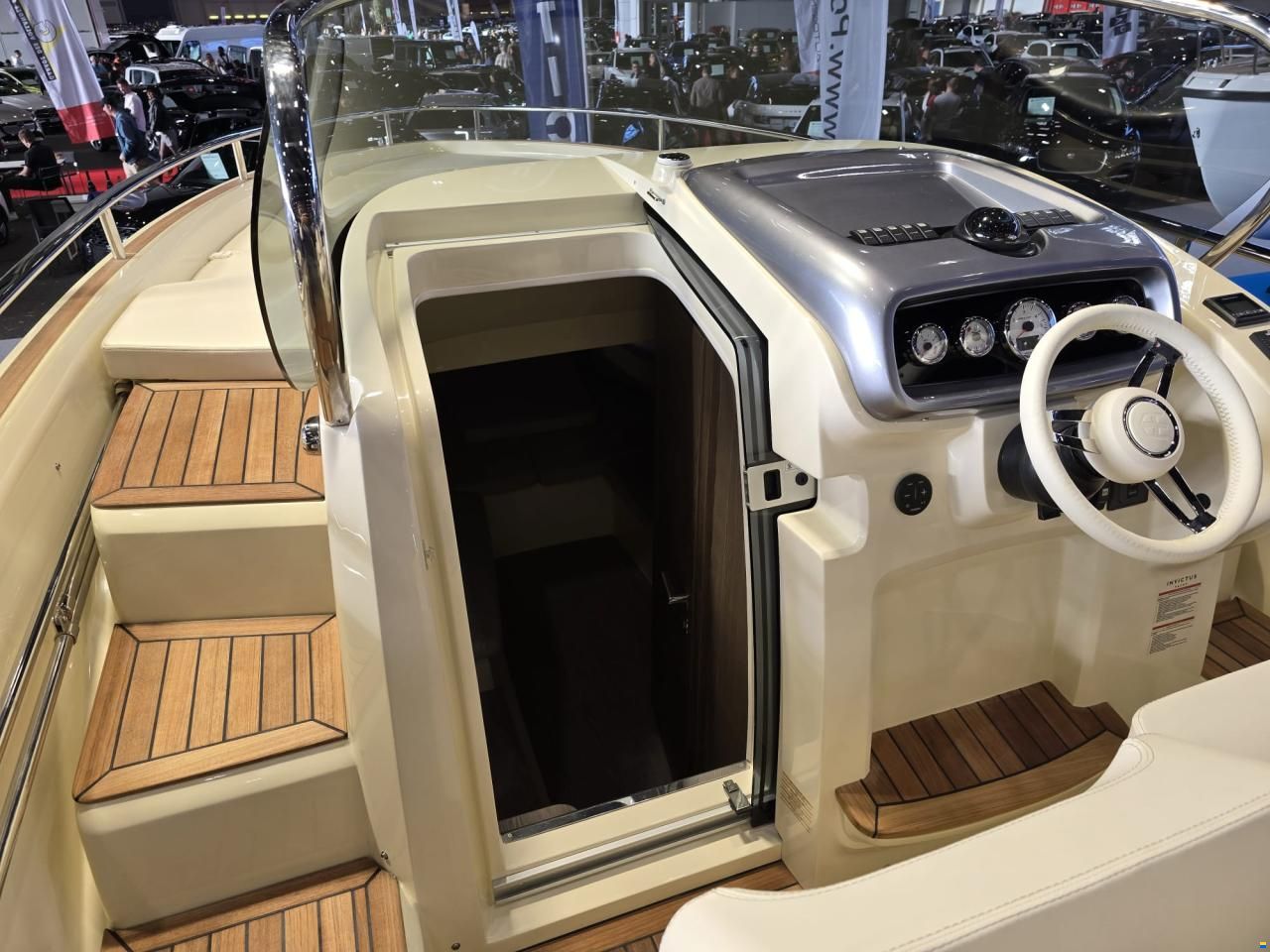Invictus 280 GT