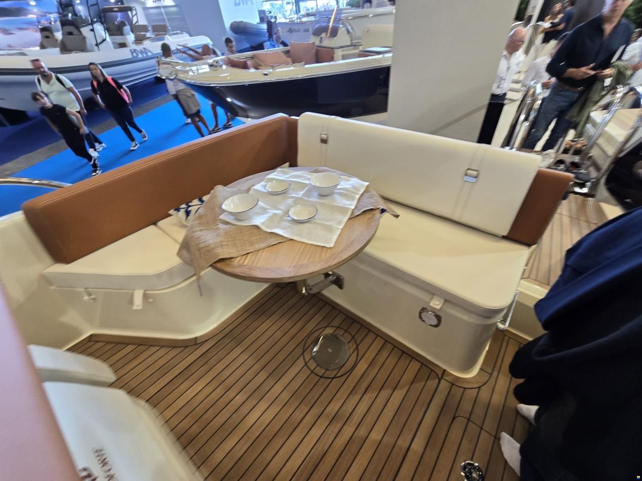 Invictus 250Cxi Capoforte