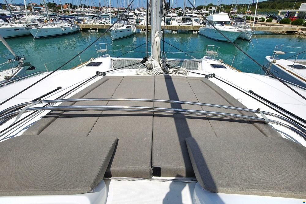 Lagoon 450 F