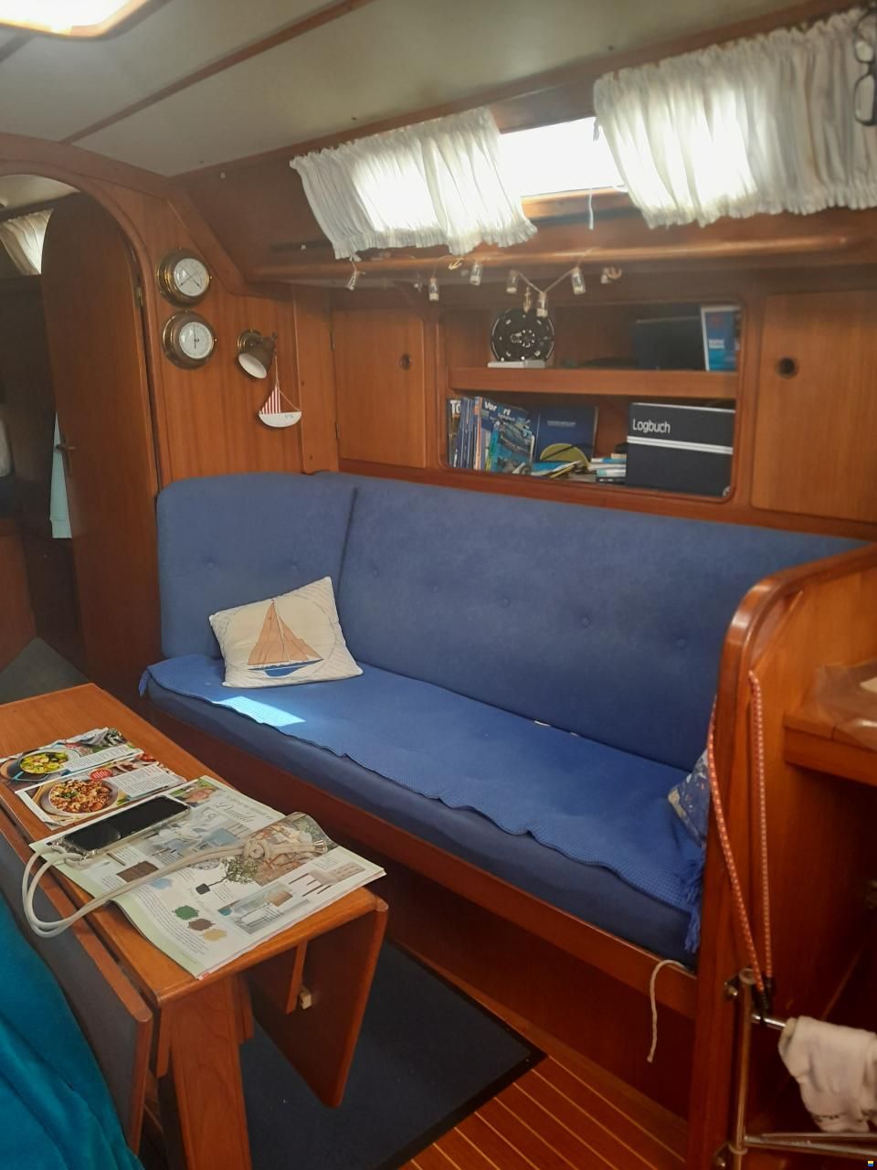 Asmus Hanseat 38