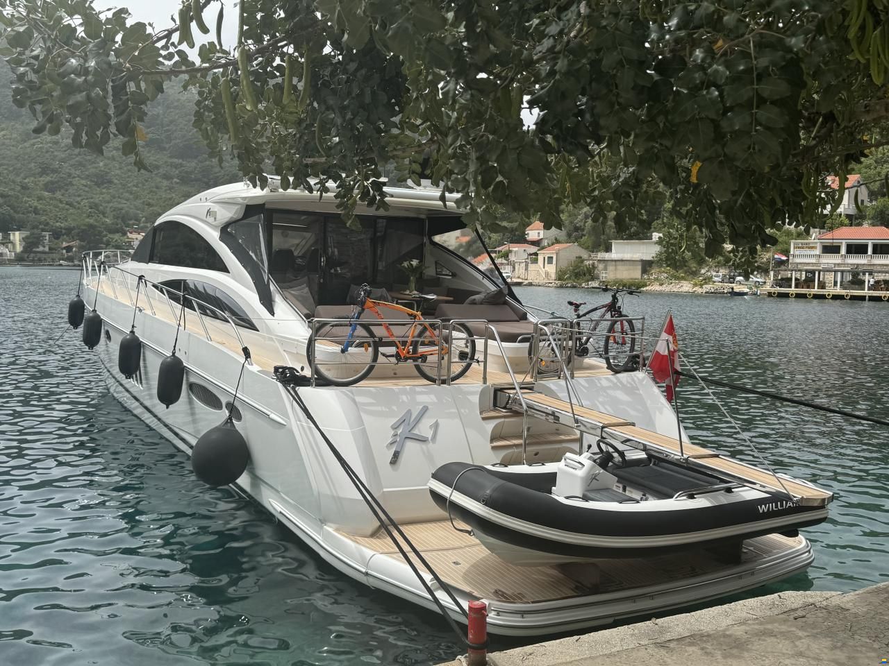 Princess V 70