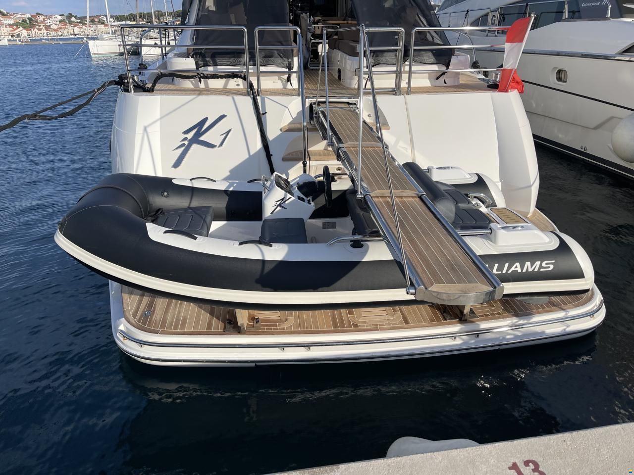 Princess V 70