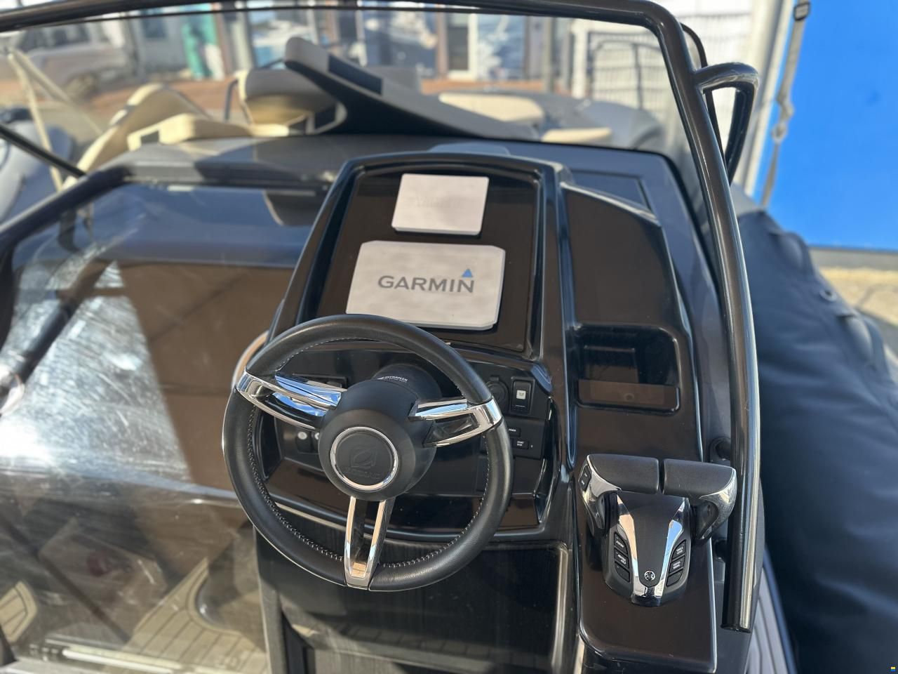 Zodiac N-ZO 700 Cabin