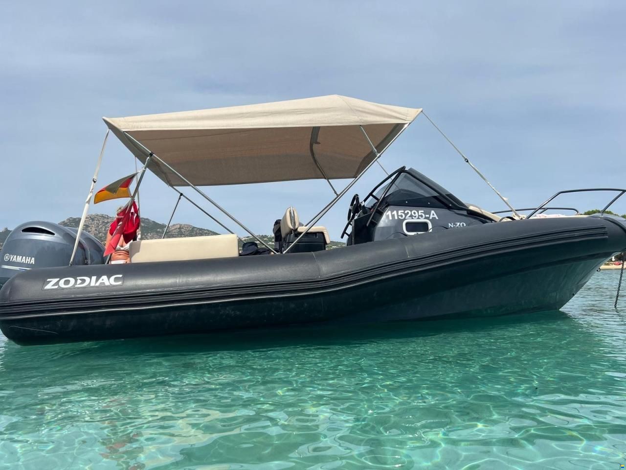 Zodiac N-ZO 700 Cabin