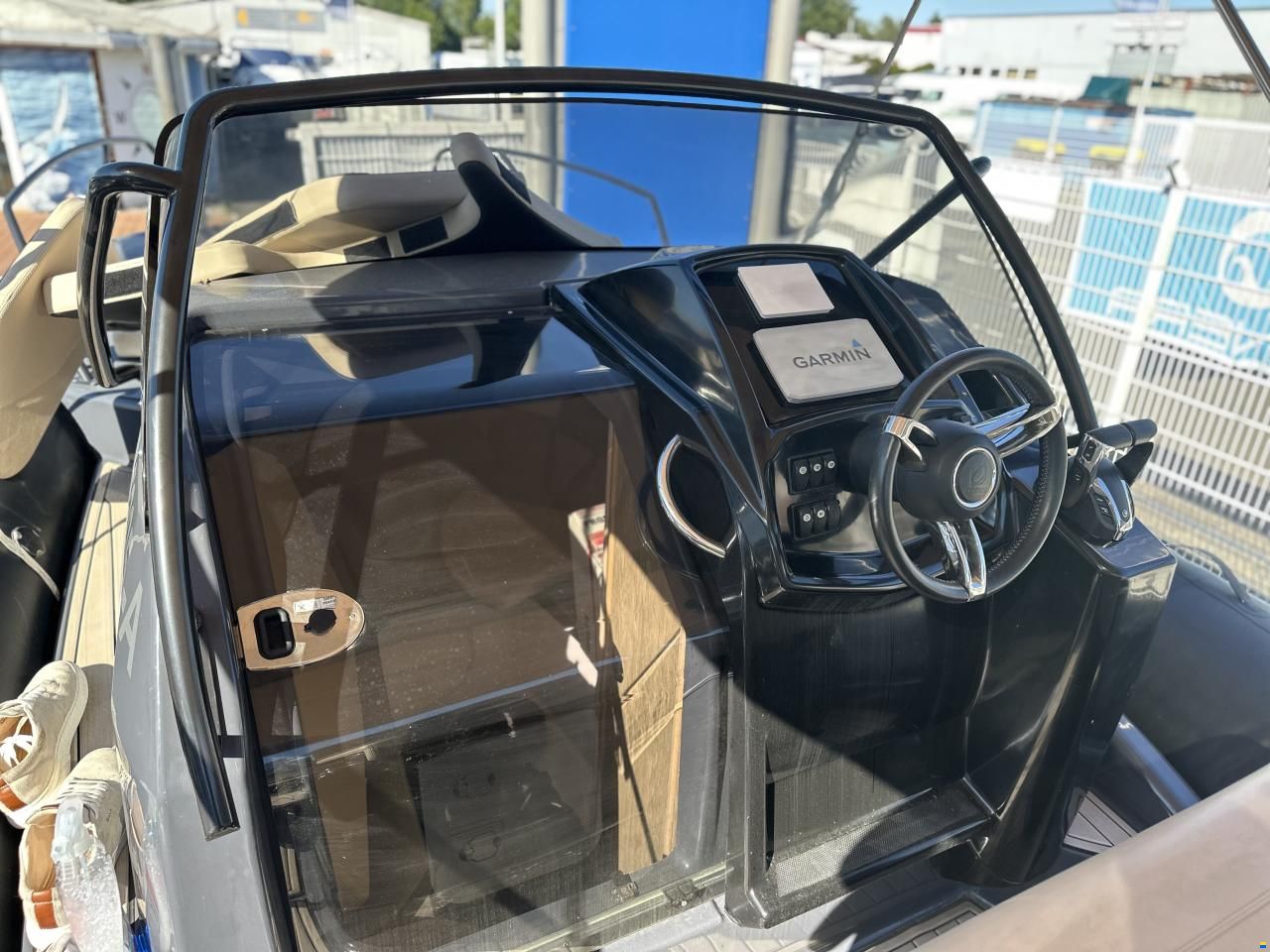 Zodiac N-ZO 700 Cabin