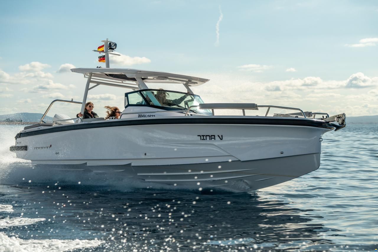 Axopar Yachts 29 Sun Top