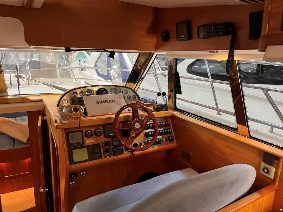 Nord West 390 Flybridge