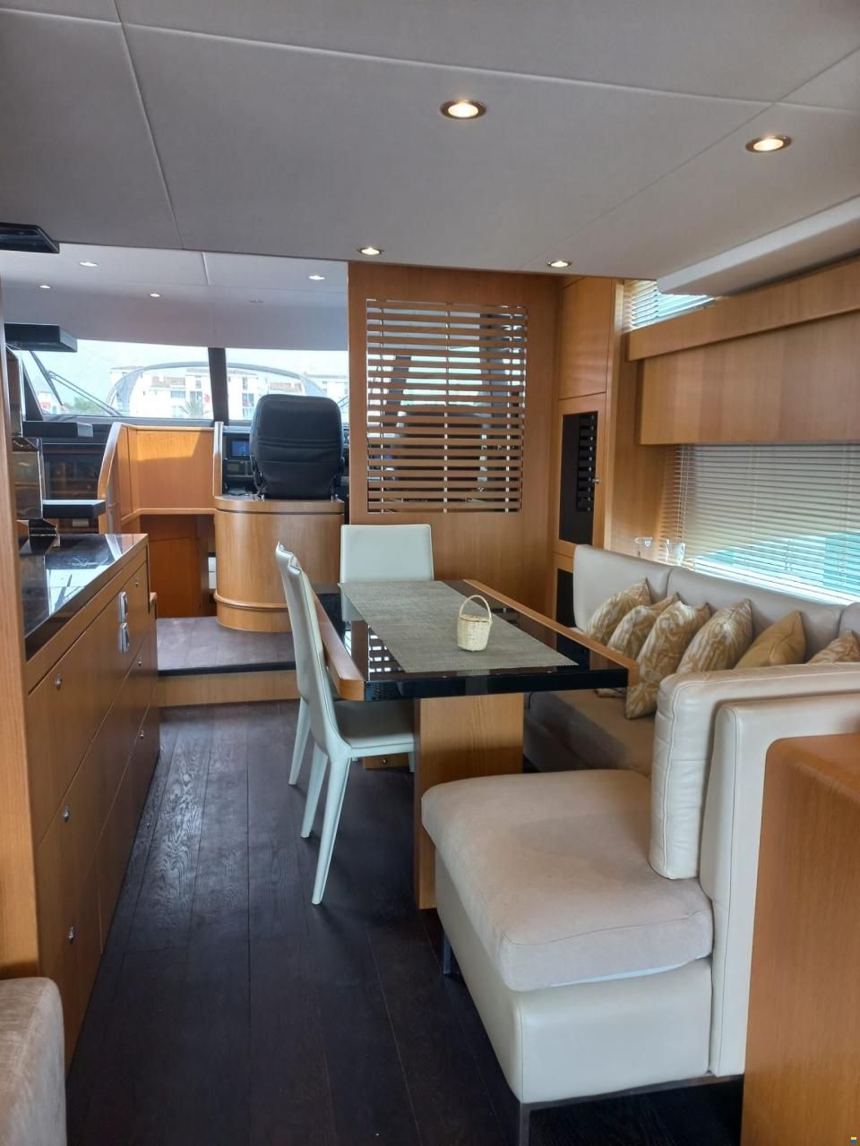Fairline Squadron 78