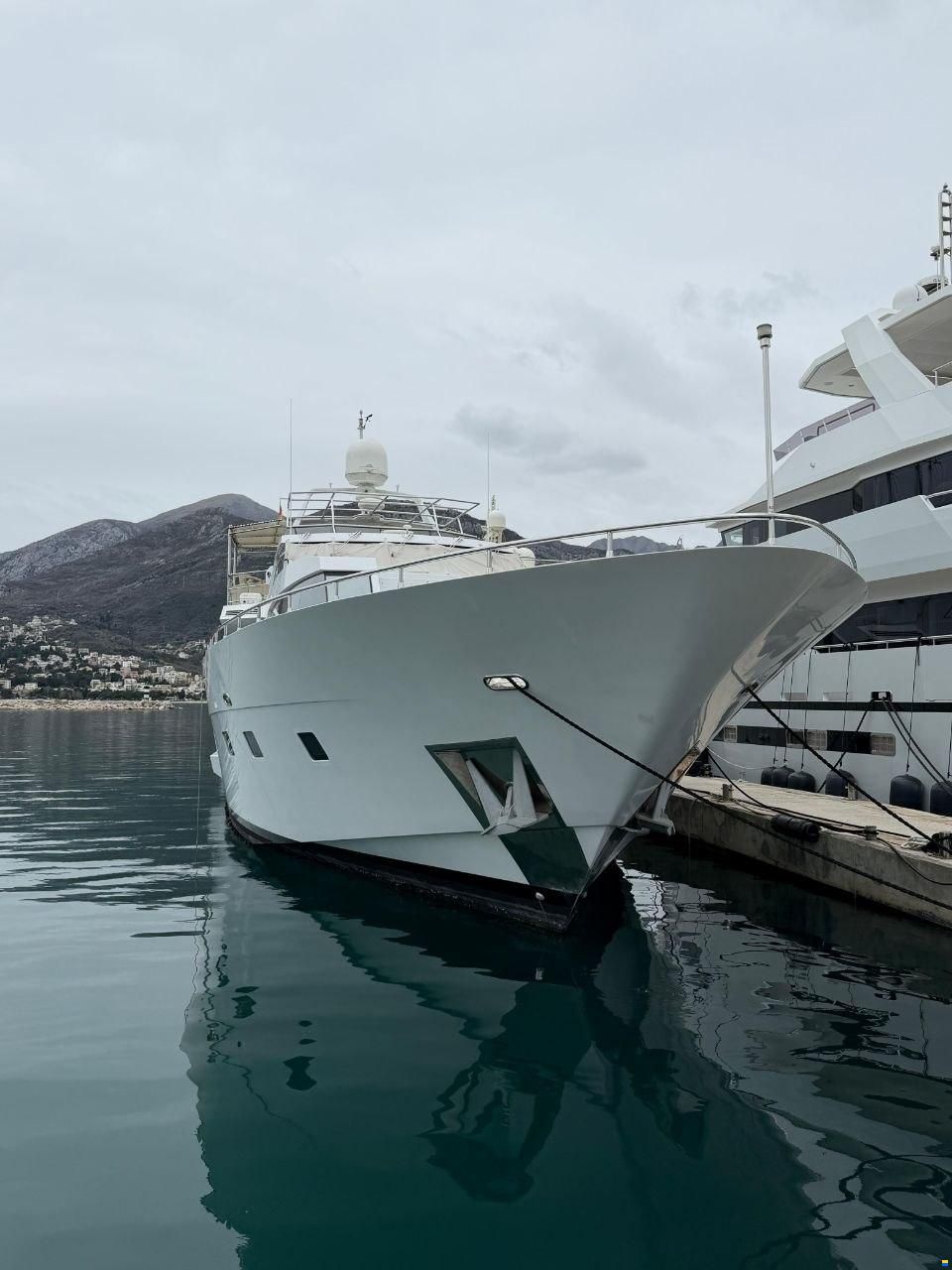 Heesen 83