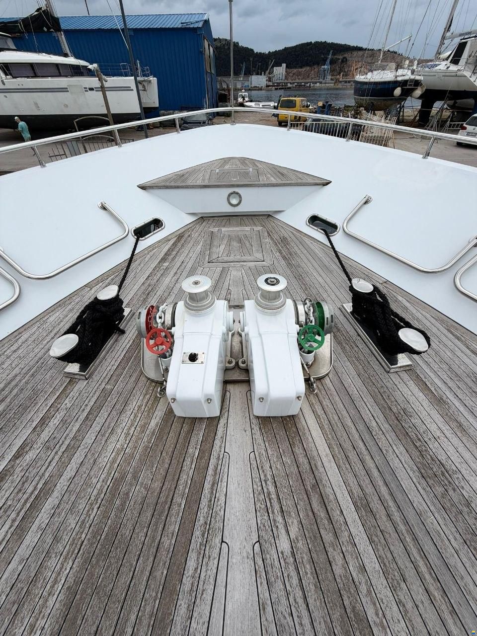 Heesen 83