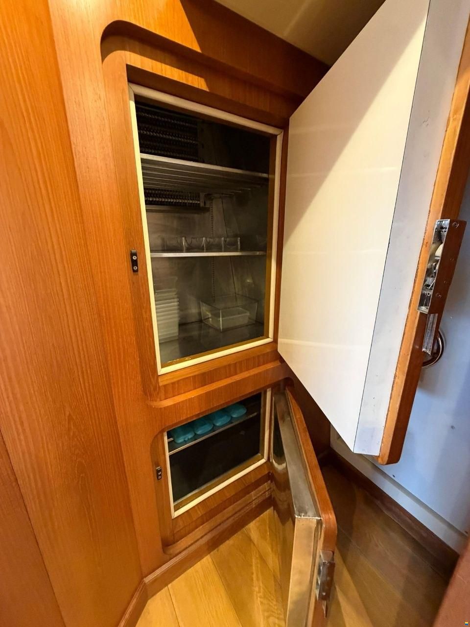 Heesen 83