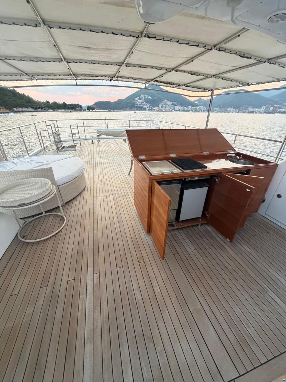 Heesen 83