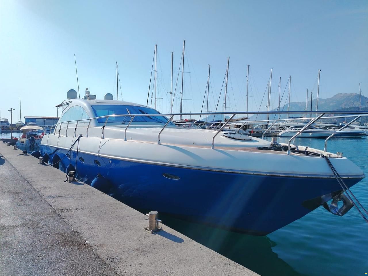 C.N. Casa 54HT