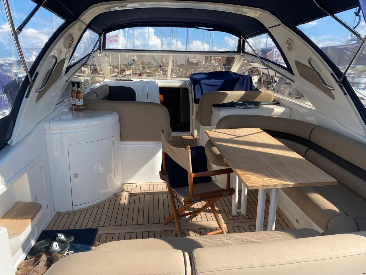 Princess V42