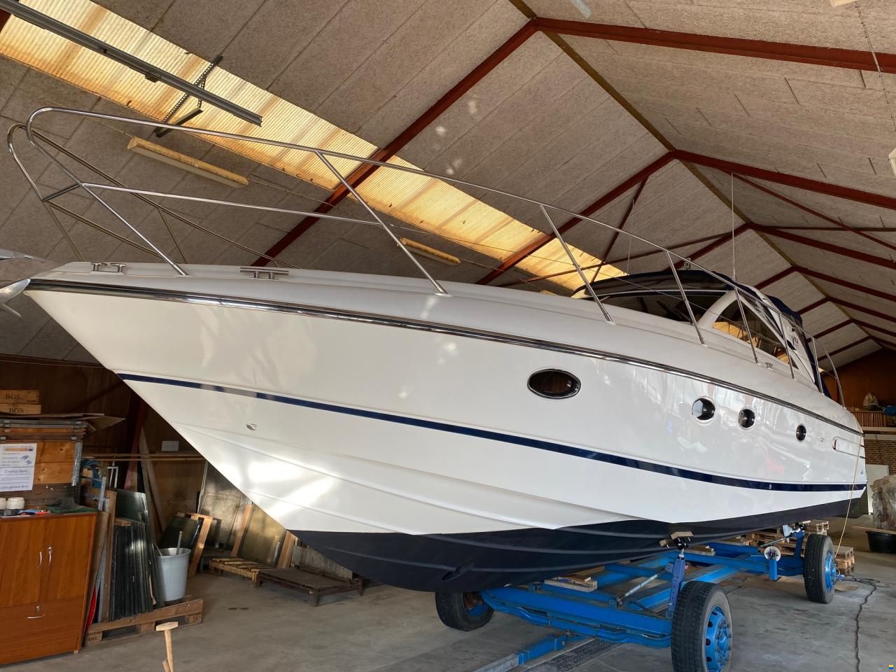 Princess V42