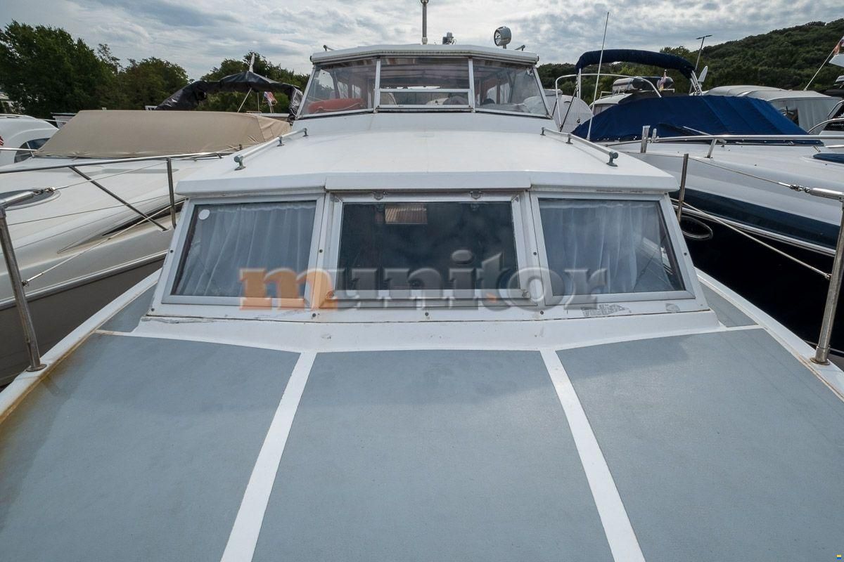Coronet 33