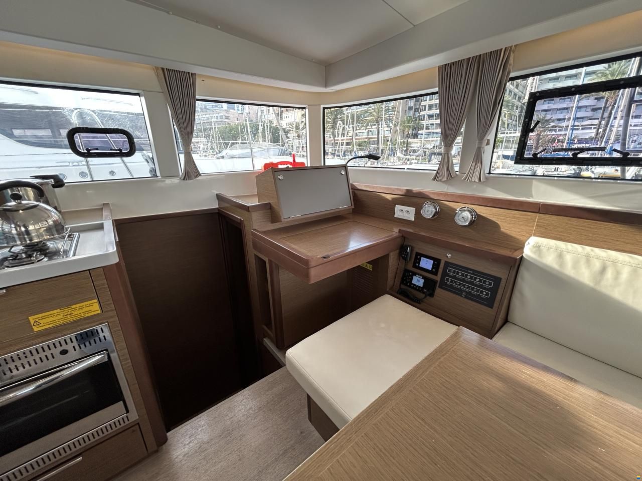 Lagoon 40