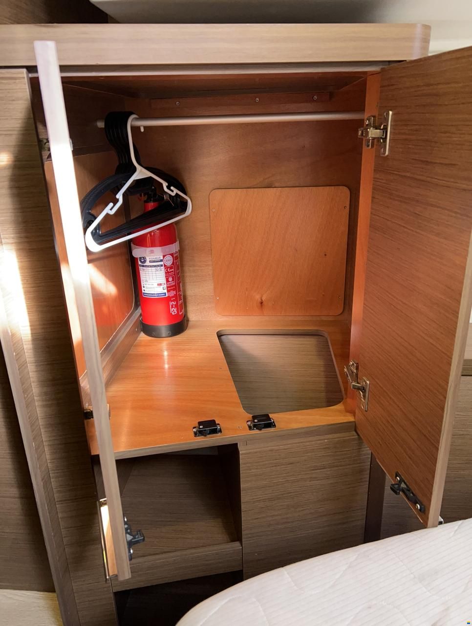 Lagoon 40