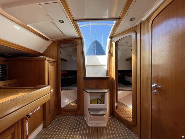 Dufour 38 Classic