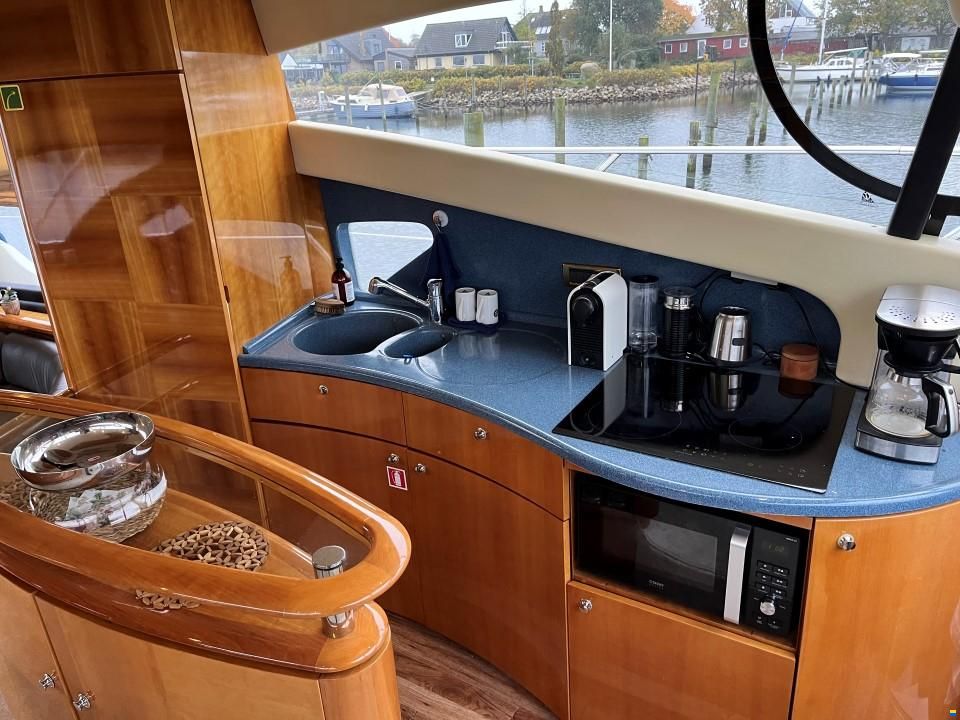 Azimut 55