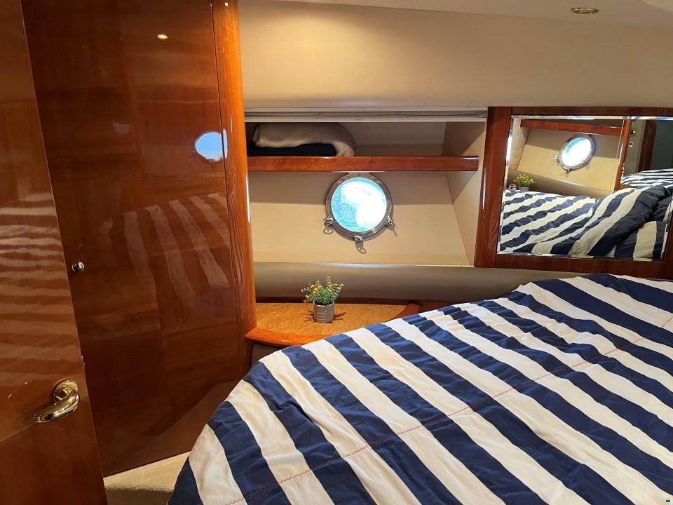 Azimut 55