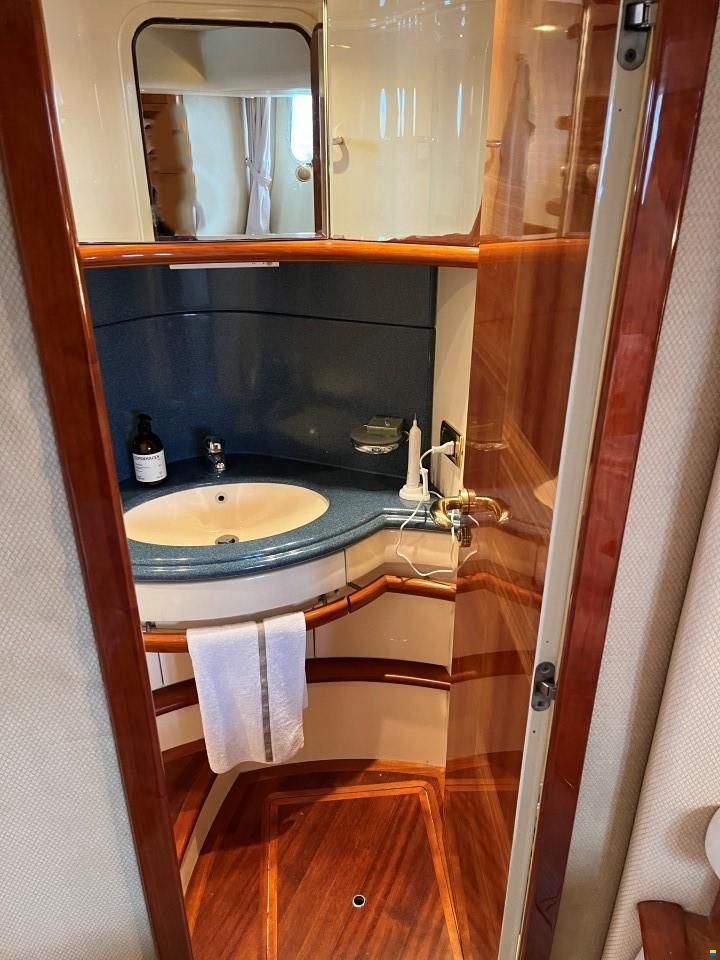 Azimut 55
