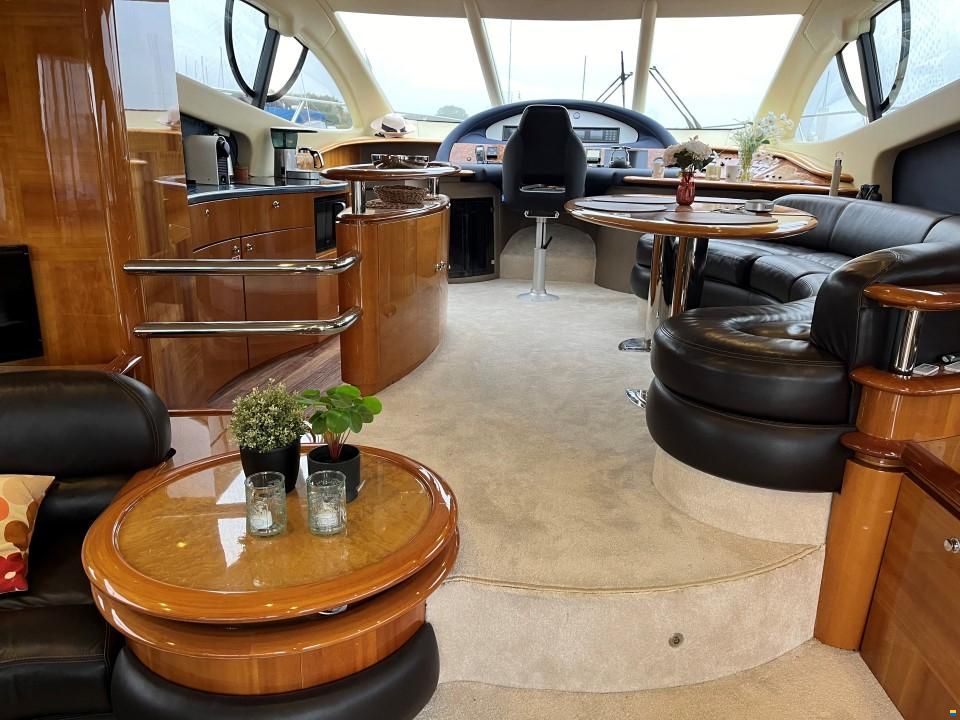 Azimut 55