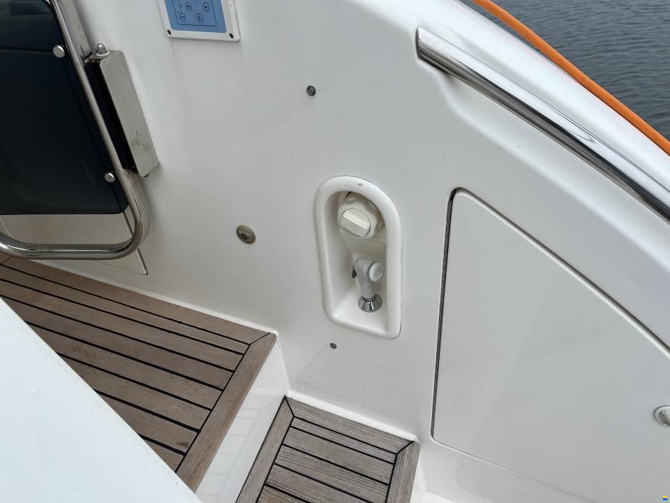Azimut 55
