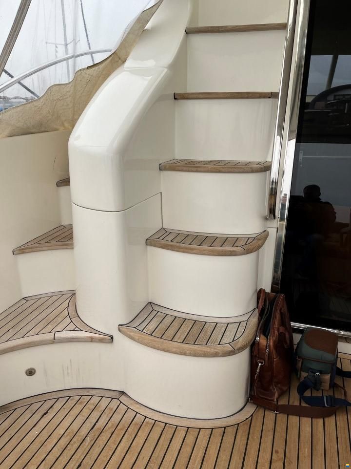 Azimut 55