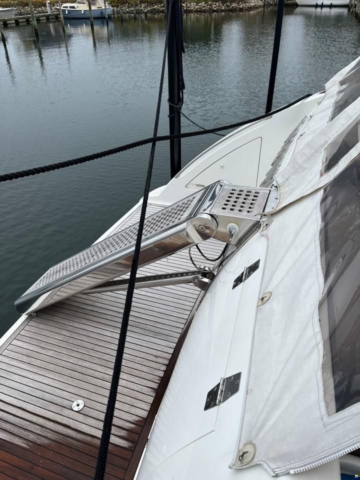 Azimut 55