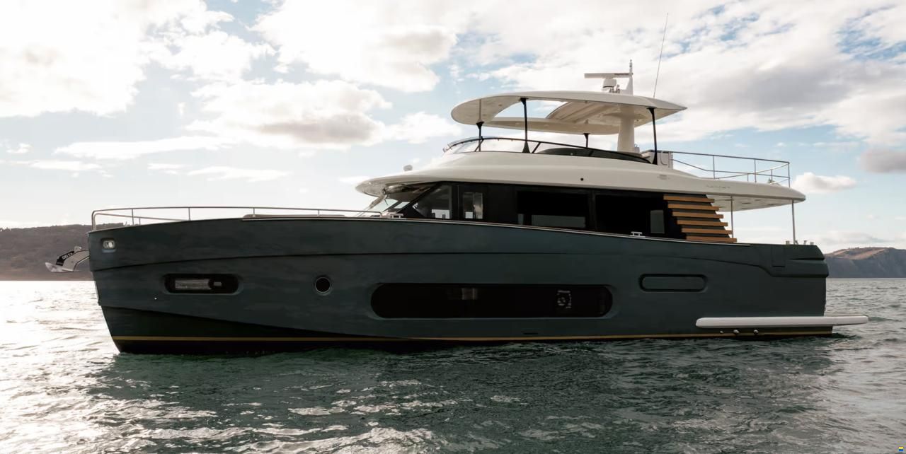 Azimut Magellano 66