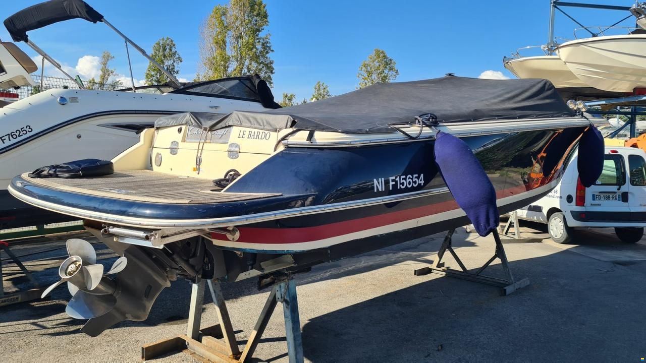Chris Craft corsair 25