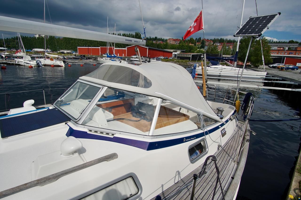 Hallberg-Rassy HR34