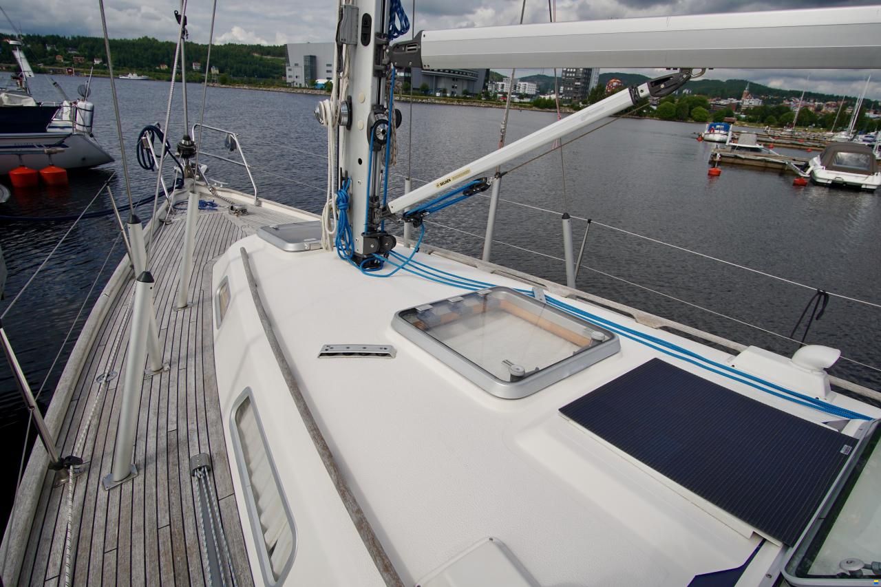 Hallberg-Rassy HR34