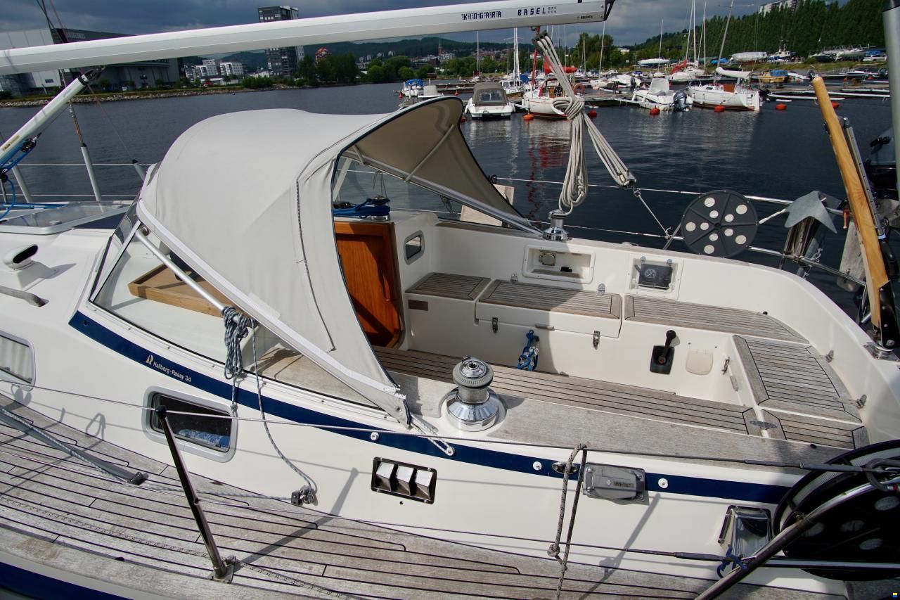 Hallberg-Rassy HR34